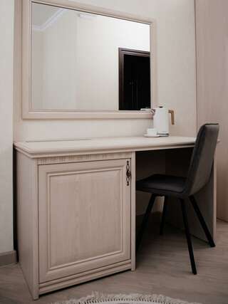 Отель Даллас Пятигорск 2-местный номер стандарт-10