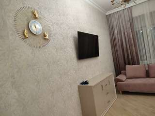 Отель Даллас Пятигорск Номер люкс комфорт с 1 двуспальной кроватью-13