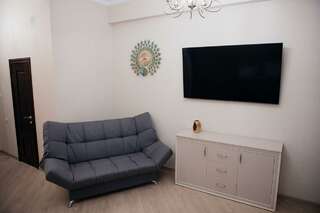 Отель Даллас Пятигорск Номер люкс комфорт с 1 двуспальной кроватью-4